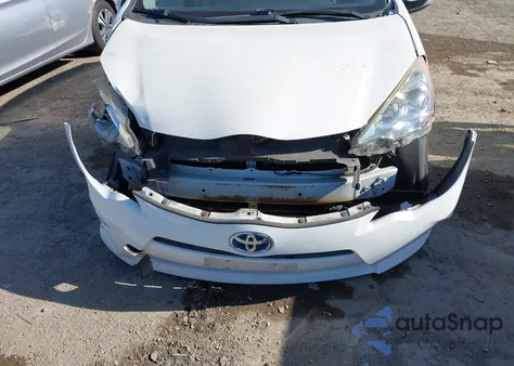 2014 Toyota Prius C One из США, поврежденный, VIN JTDKDTB3XE1564990
